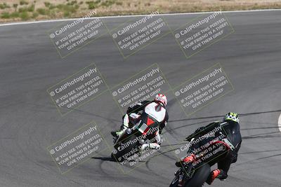 media/Apr-20-2025-AHRMA (Sun) [[393a79c373]]/Race/Group 12/Turn 4b/